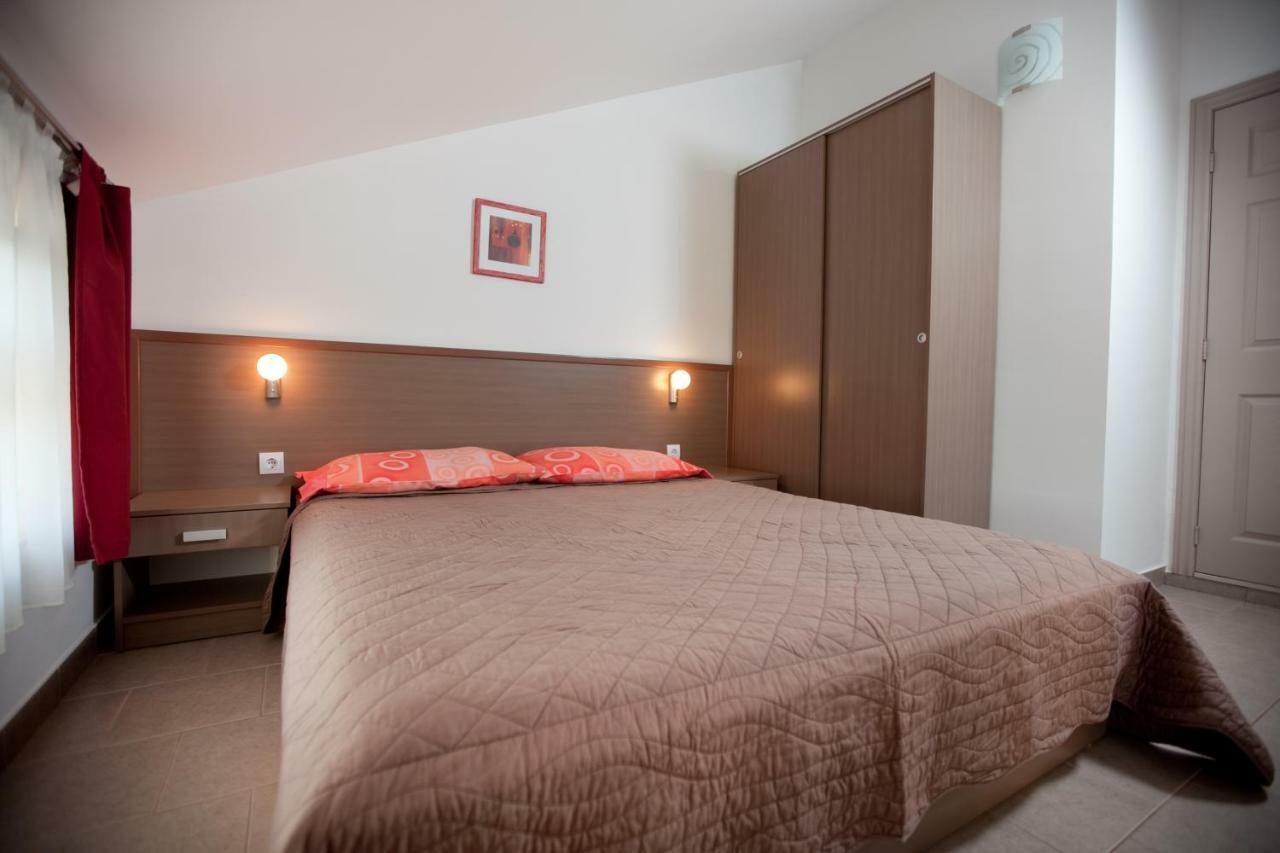 Apartments Smiljka II Tučepi المظهر الخارجي الصورة