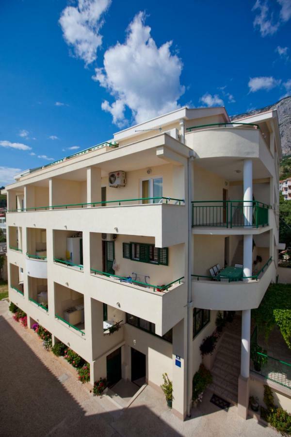 Apartments Smiljka II Tučepi المظهر الخارجي الصورة