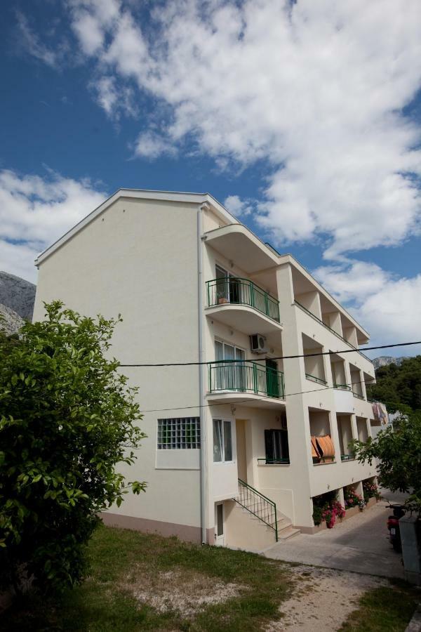 Apartments Smiljka II Tučepi المظهر الخارجي الصورة